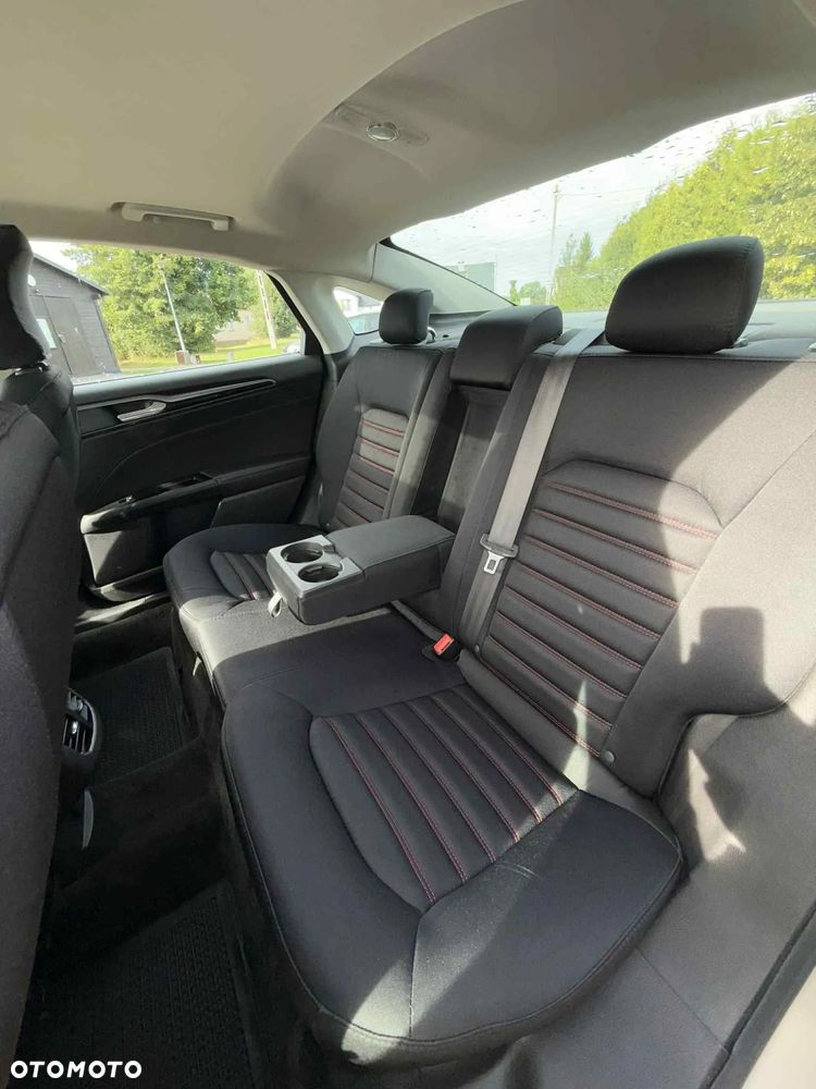Ford Mondeo 1.5 EcoBoost Edition - 12
