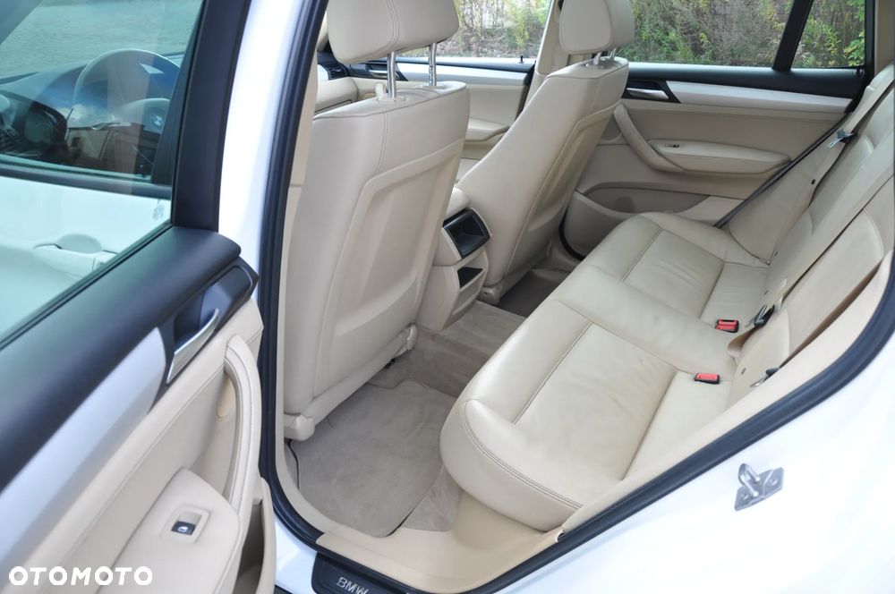 BMW X3 xDrive20d - 14
