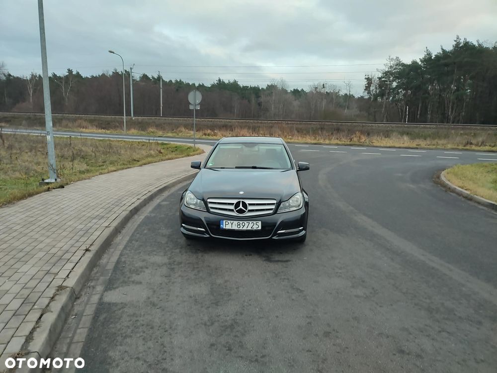 Mercedes-Benz Klasa C 200 CDI BlueEff Elegance - 3
