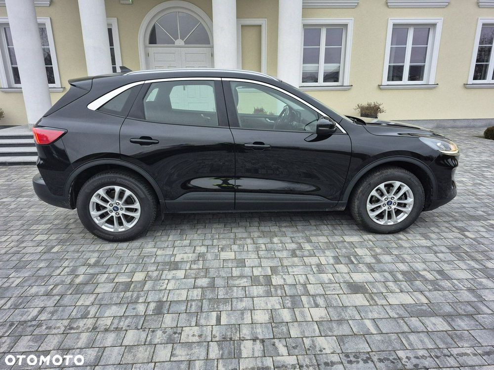 Ford Kuga - 12