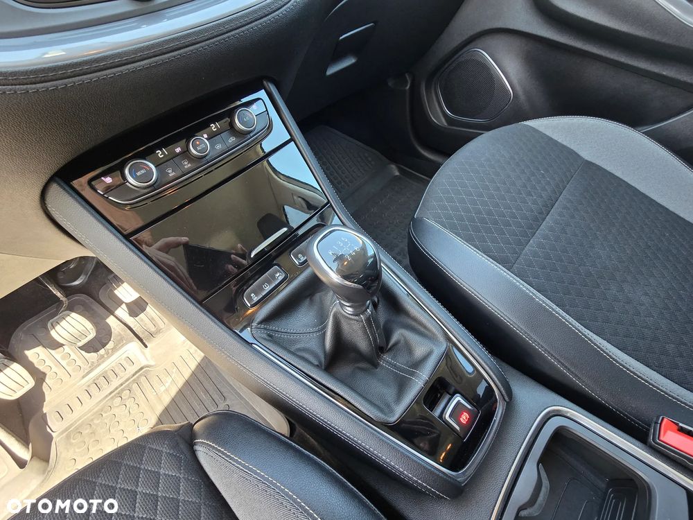 Opel Grandland X 1.2 T Innovation S&S - 18