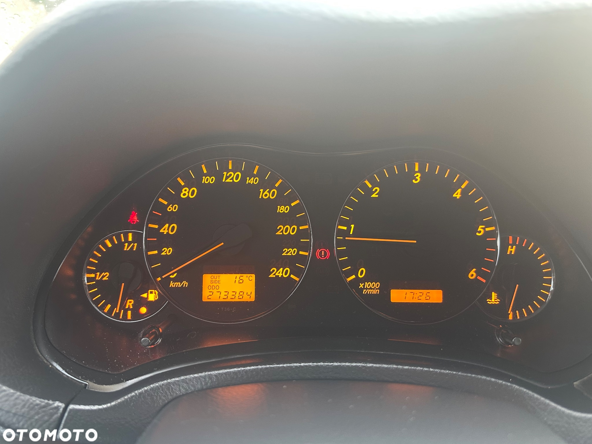 Toyota Avensis 2.2 D-CAT Executive - 24