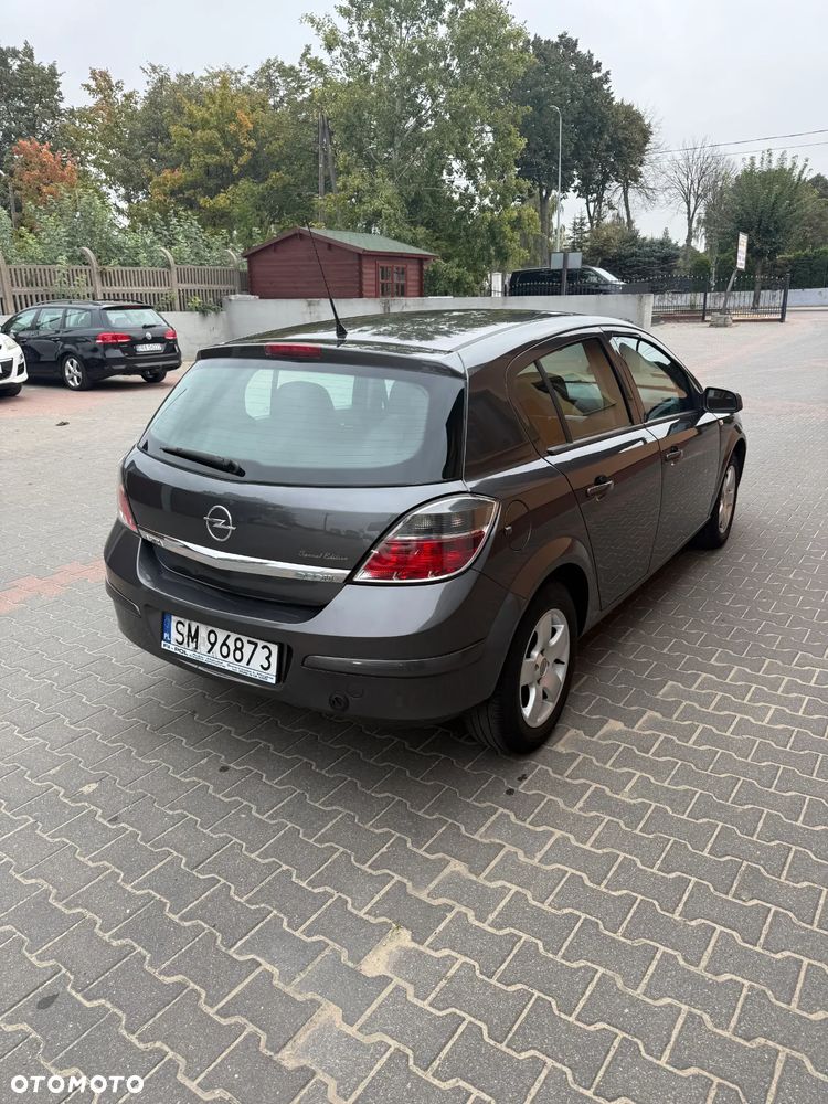 Opel Astra - 10