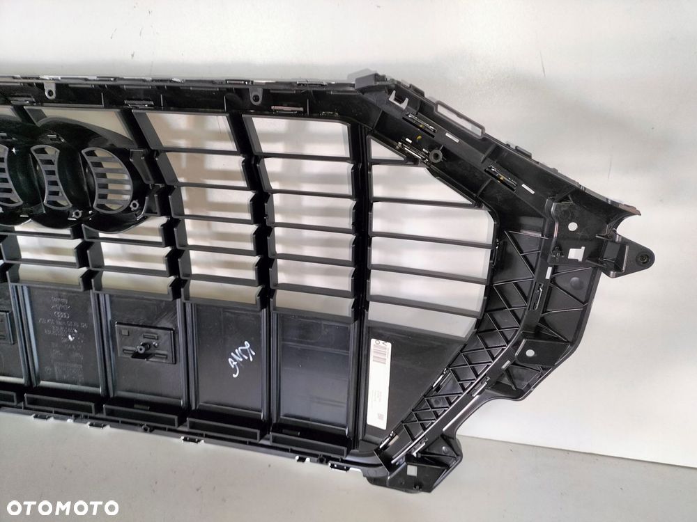 atrapa kratka grill audi q3 18- sportback - 6