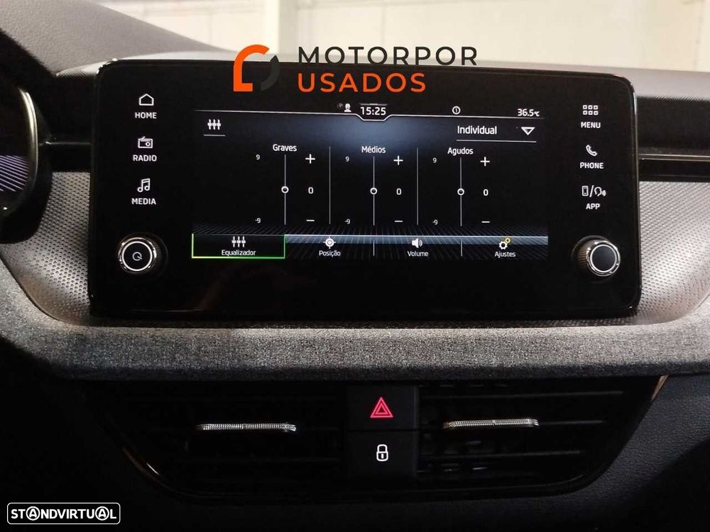 Skoda Kamiq 1.0 TSI Ambition DSG - 25