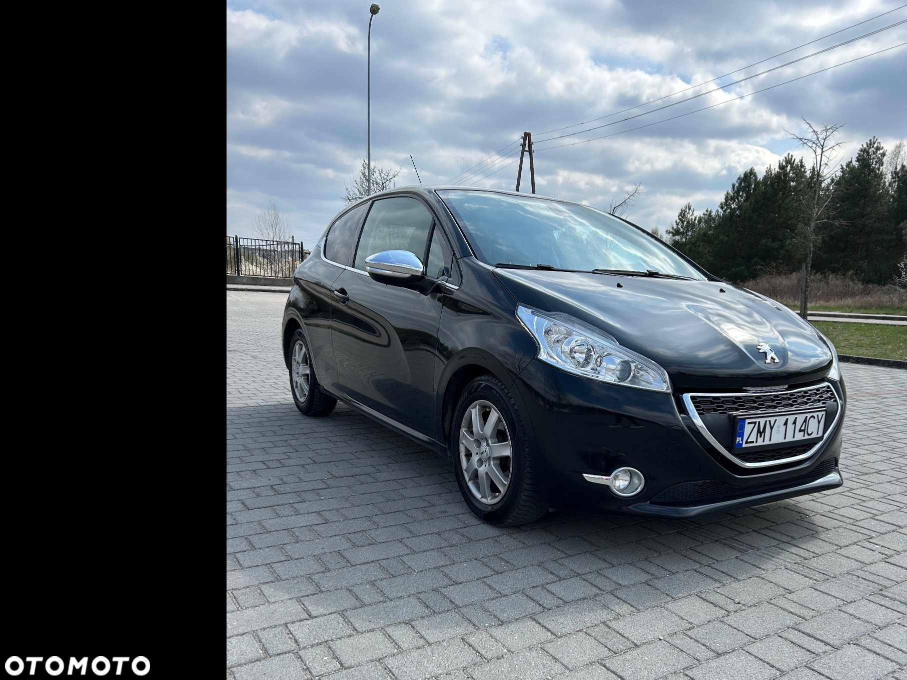 Peugeot 208 - 3