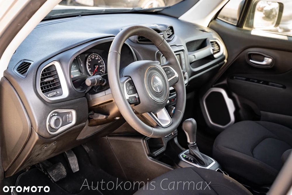 Jeep Renegade - 12
