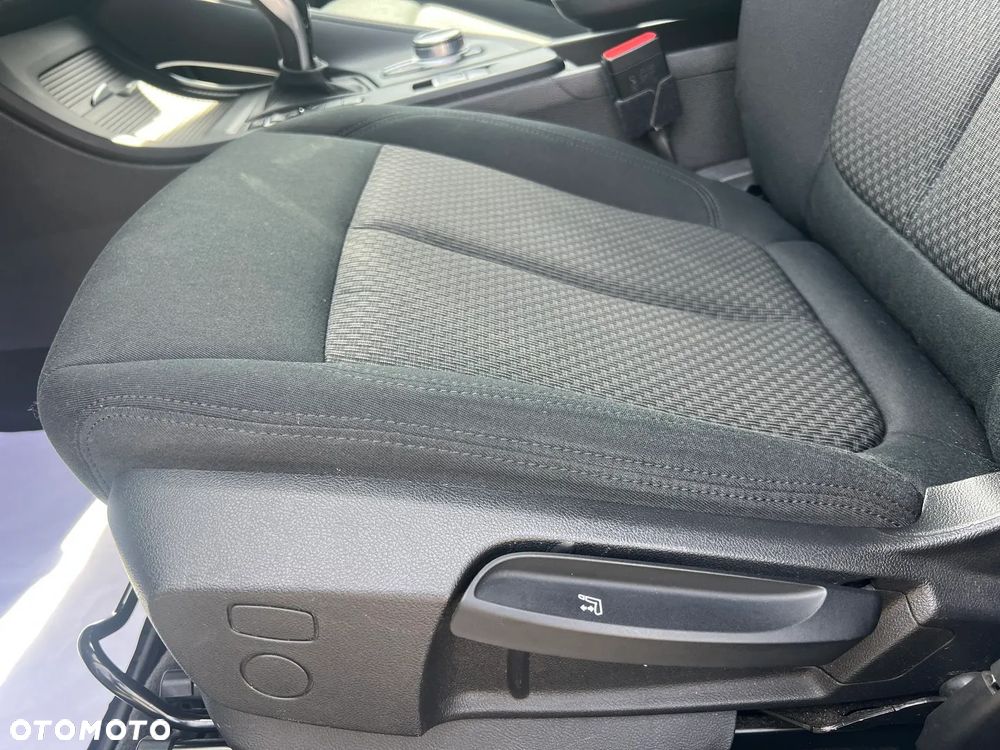 BMW X1 sDrive16d - 21