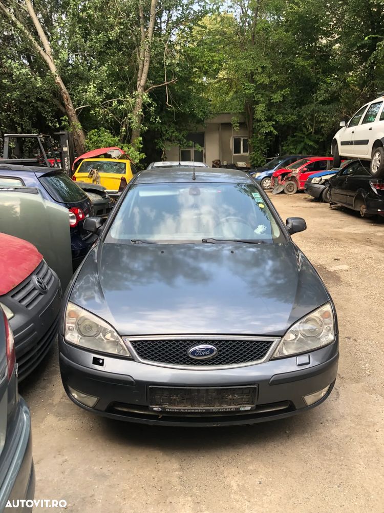 Far stanga/far dreapta Ford Mondeo MK3 2004 xenon - 1