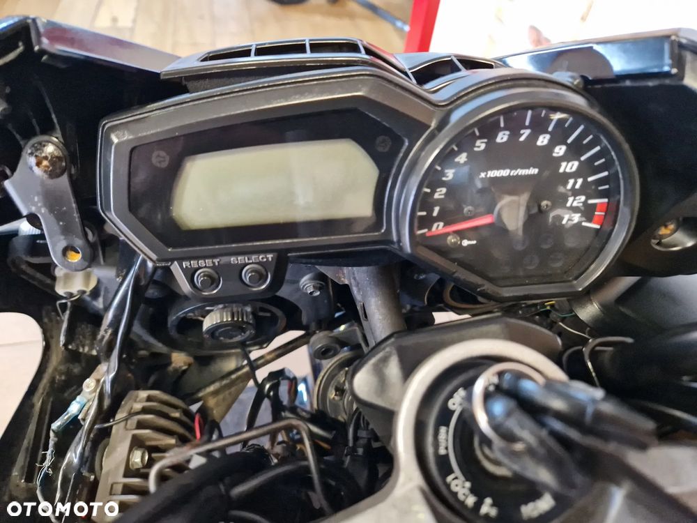 Yamaha FZ - 9