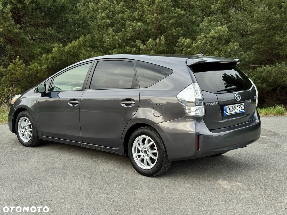 Toyota Prius+ - 12