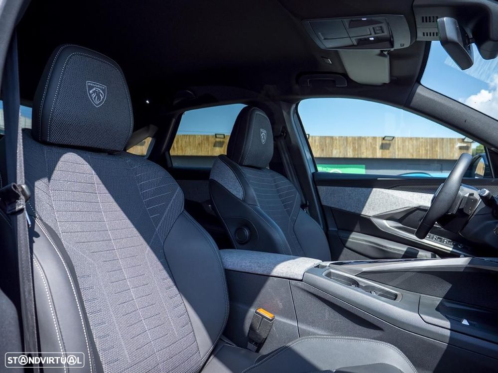 Peugeot E-3008 73 kWh GT - 19