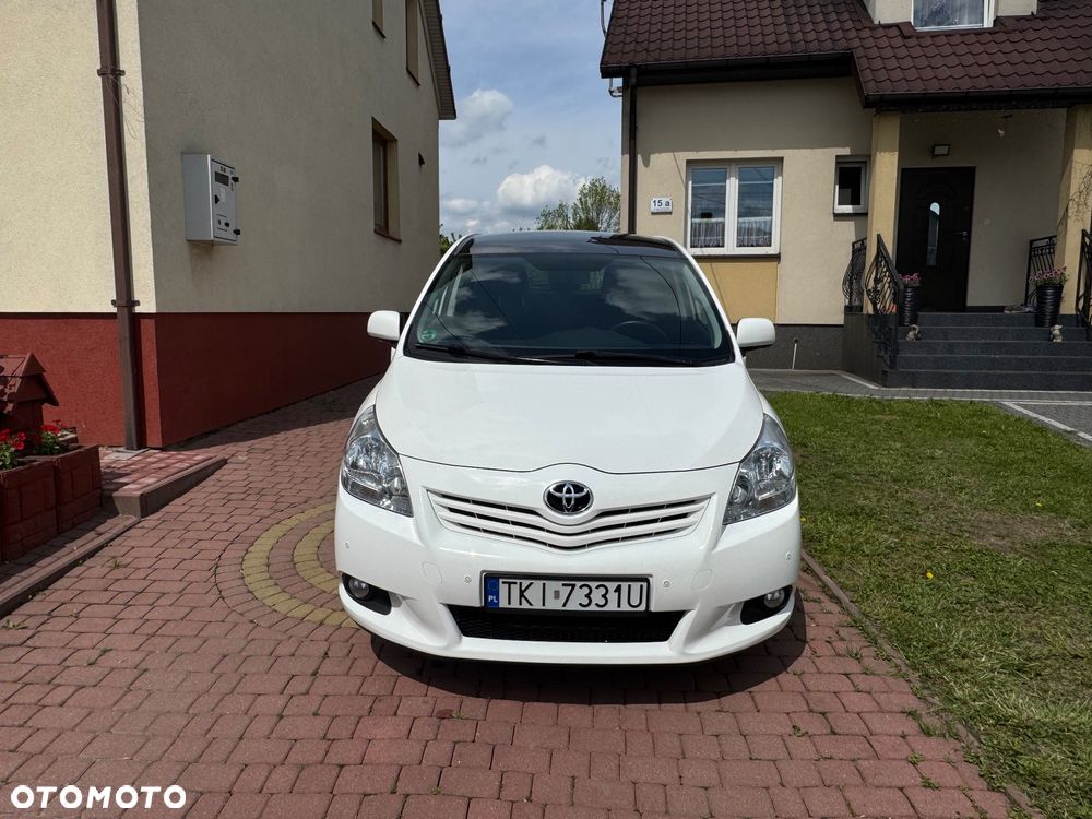 Toyota Verso 1.8 5-Sitzer Executive - 8