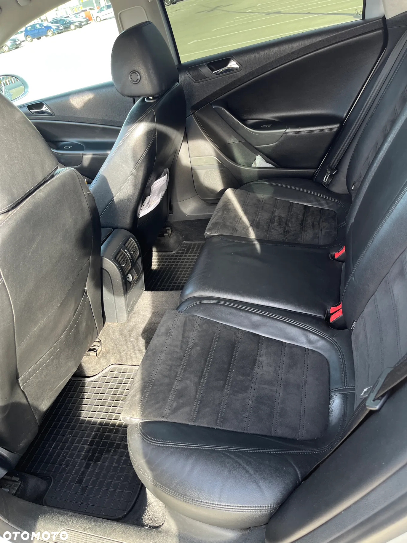 Volkswagen Passat 2.0 TDI Highline DSG - 8