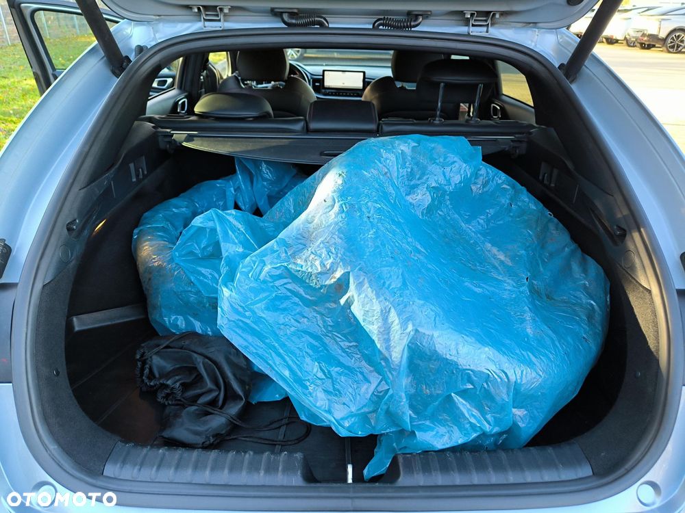 Kia ProCeed 1.6 T-GDI GT DCT - 16