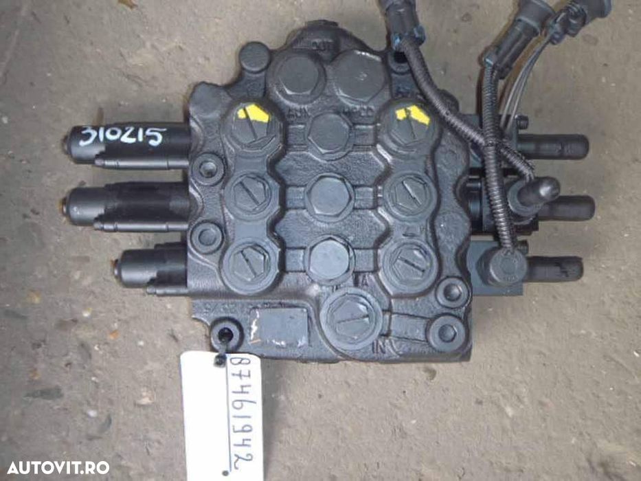 Distribuitor hidraulic new holland ec60 - 1