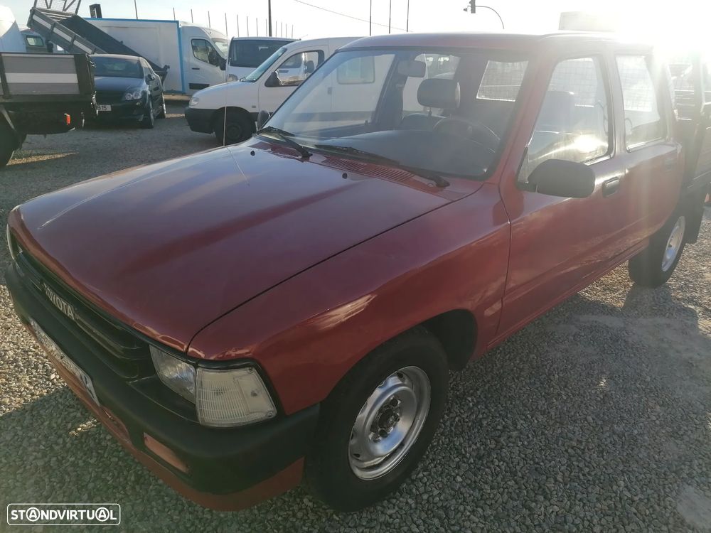 Toyota Hilux - 2