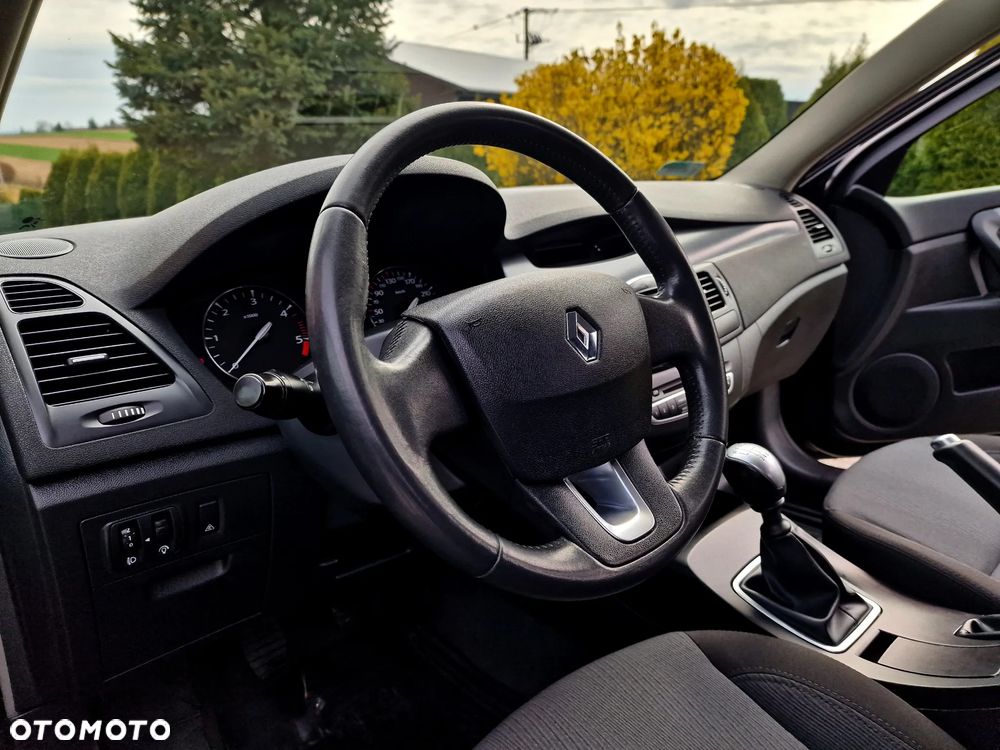 Renault Laguna 2.0 DCi Dynamique - 13