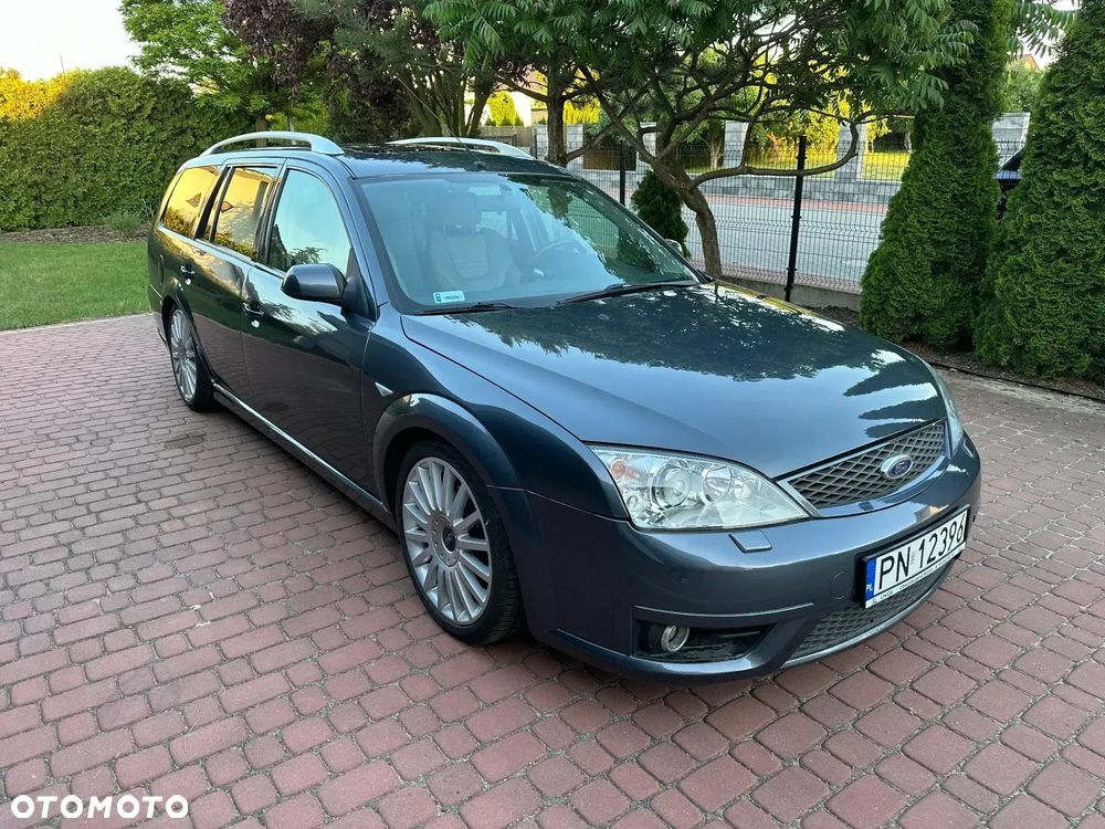 Ford Mondeo V6 ST 220 - 2
