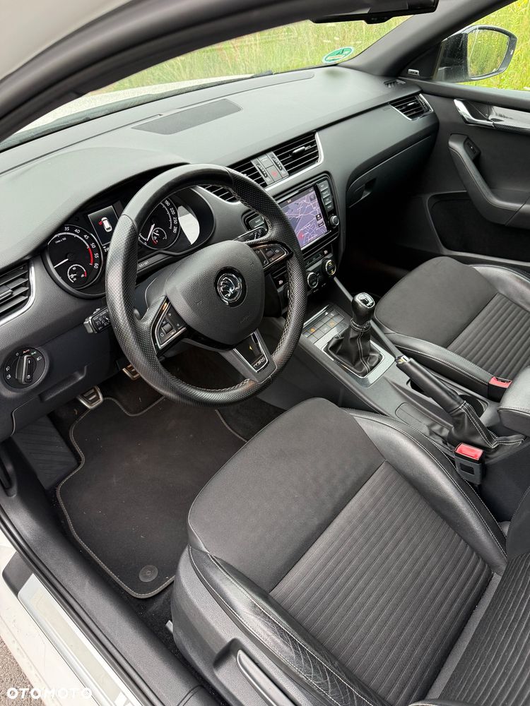 Skoda Octavia 2.0 TDI RS - 5