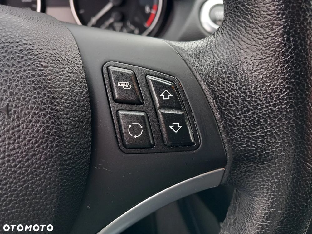 BMW Seria 1 116d - 18