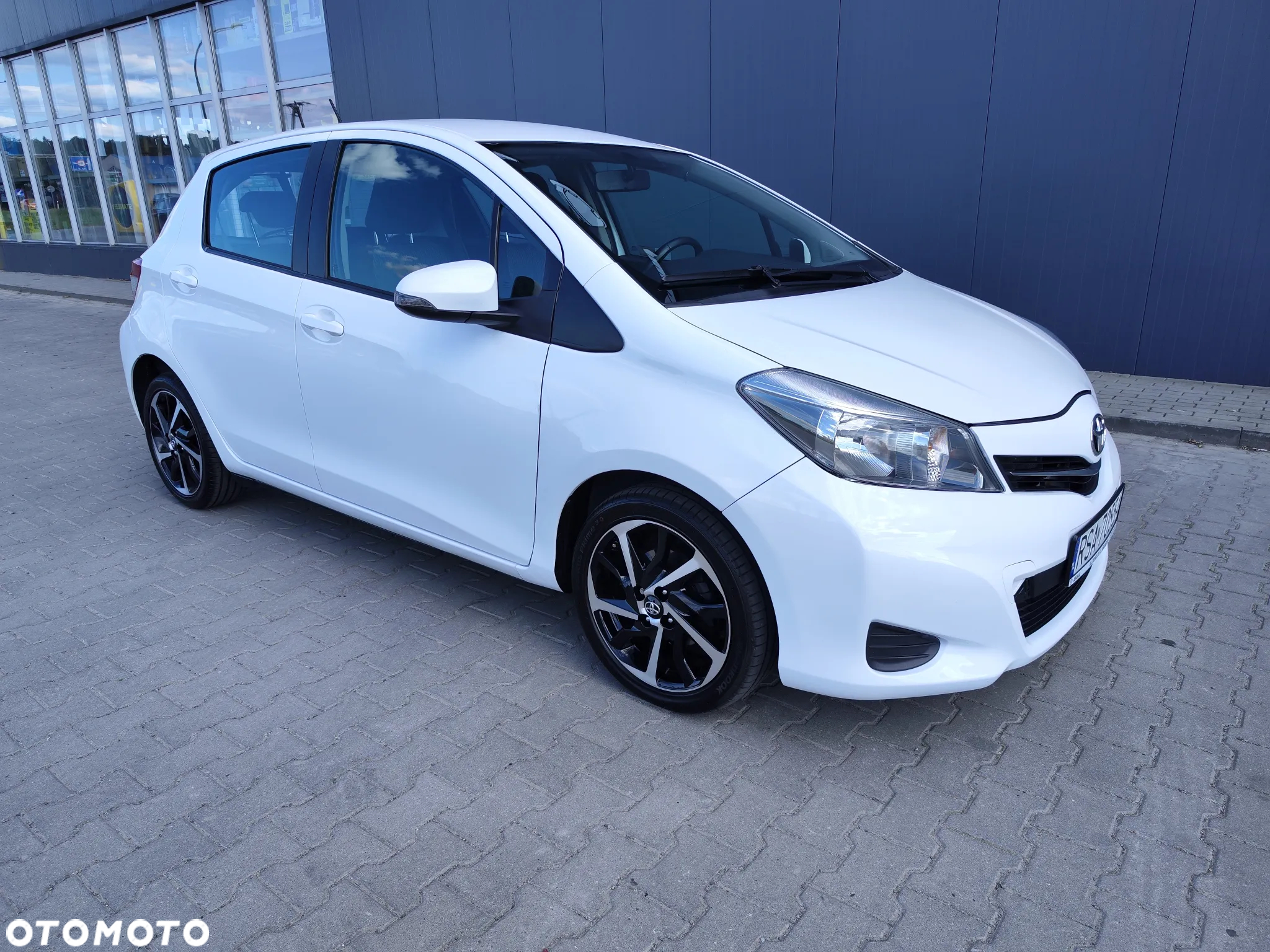 Toyota Yaris - 7