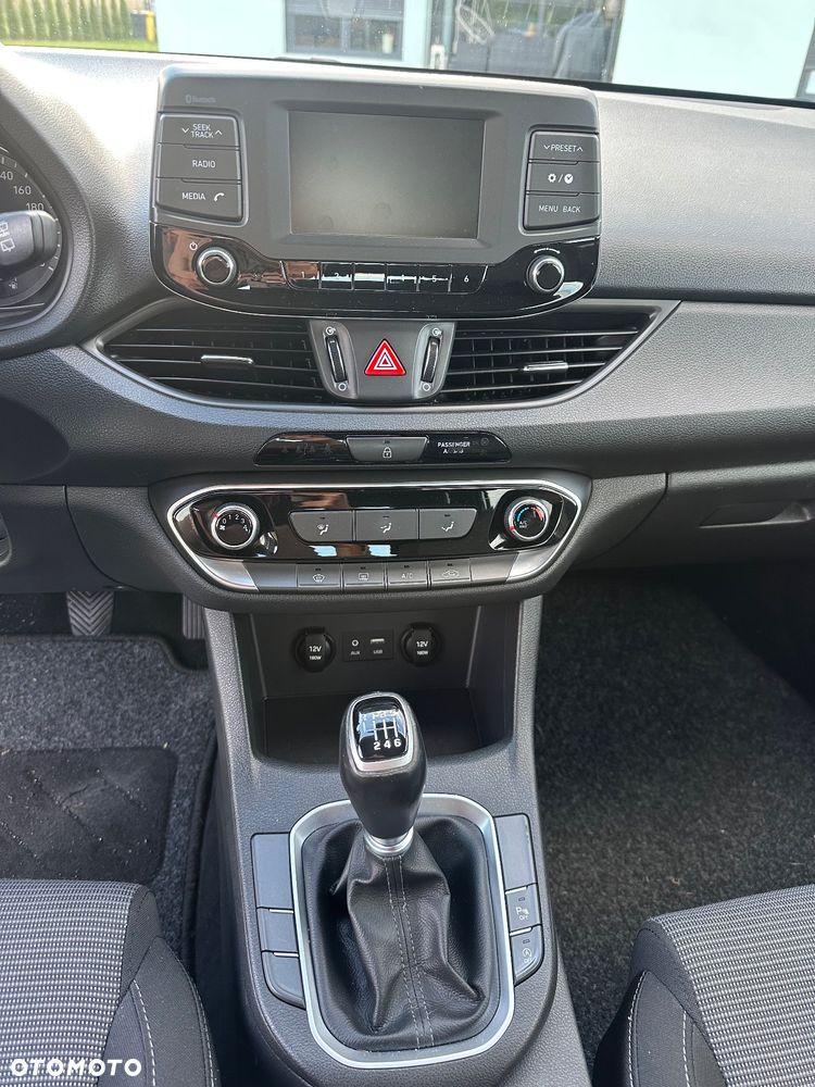 Hyundai i30 1.4 Classic + - 7
