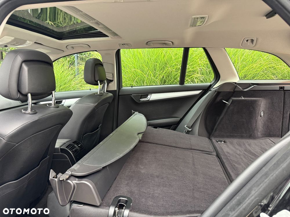 Mercedes-Benz Klasa C 200 Kompressor Avantgarde - 22