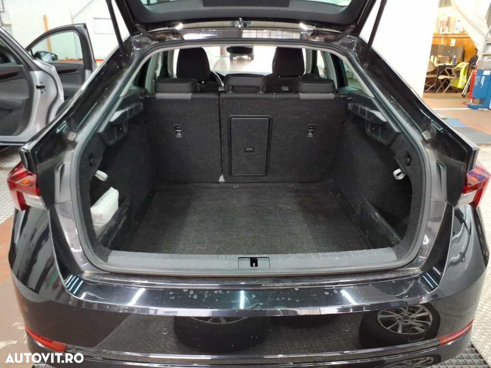 Skoda Octavia 2.0 TDI Style - 12