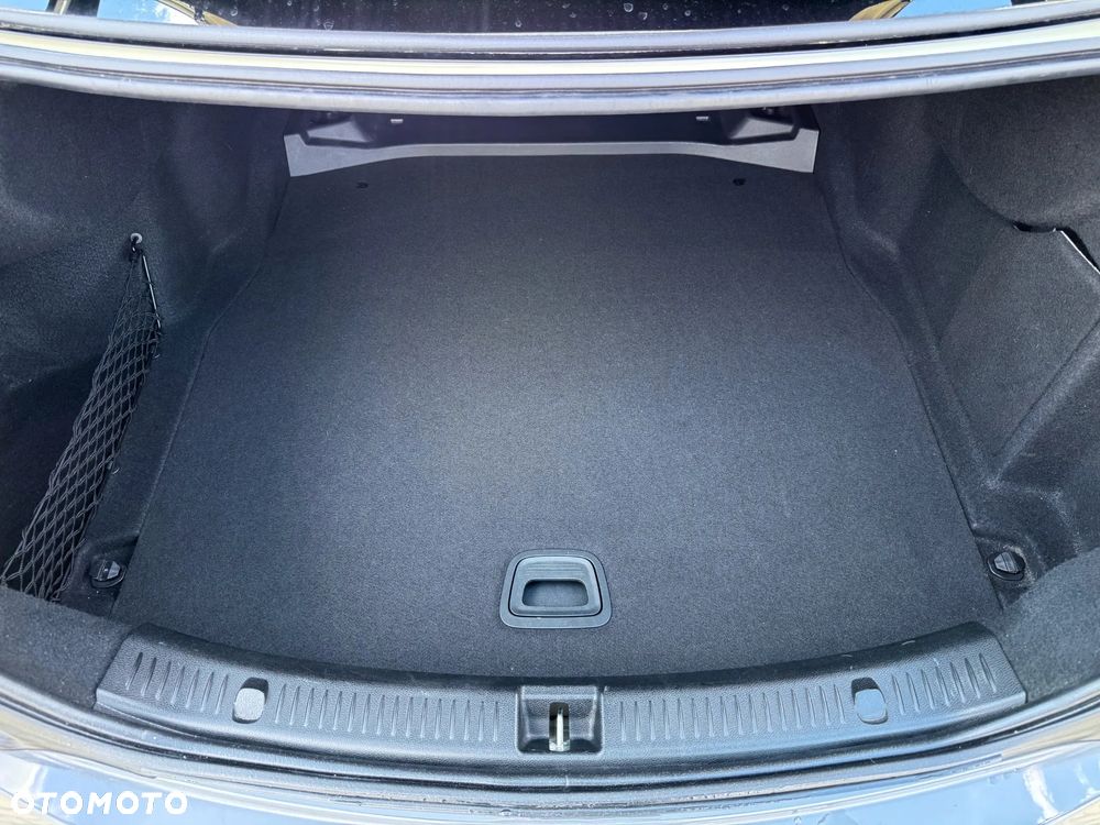Mercedes-Benz Klasa E 200 d 9G-TRONIC AMG Line - 26