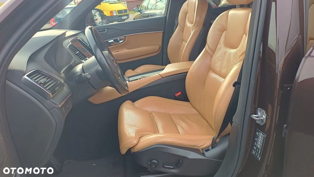 Volvo XC 90 B5 D AWD Inscription - 28