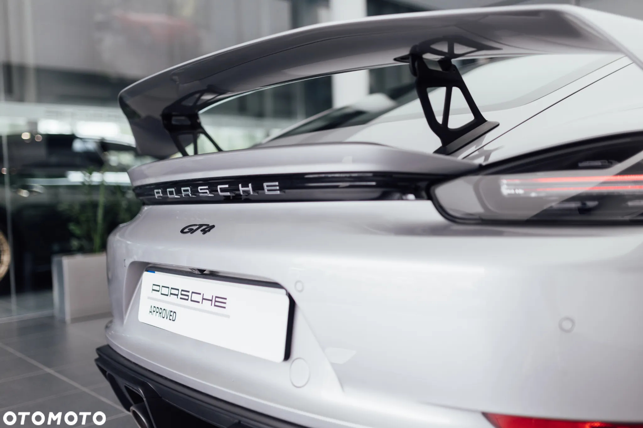 Porsche 718 Cayman GPF GT4 - 22