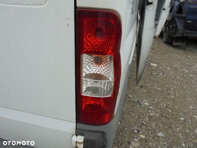 VW TRANSPORTER T5 GRILL GRIL ATRAPA STAN WZOROWY - 4