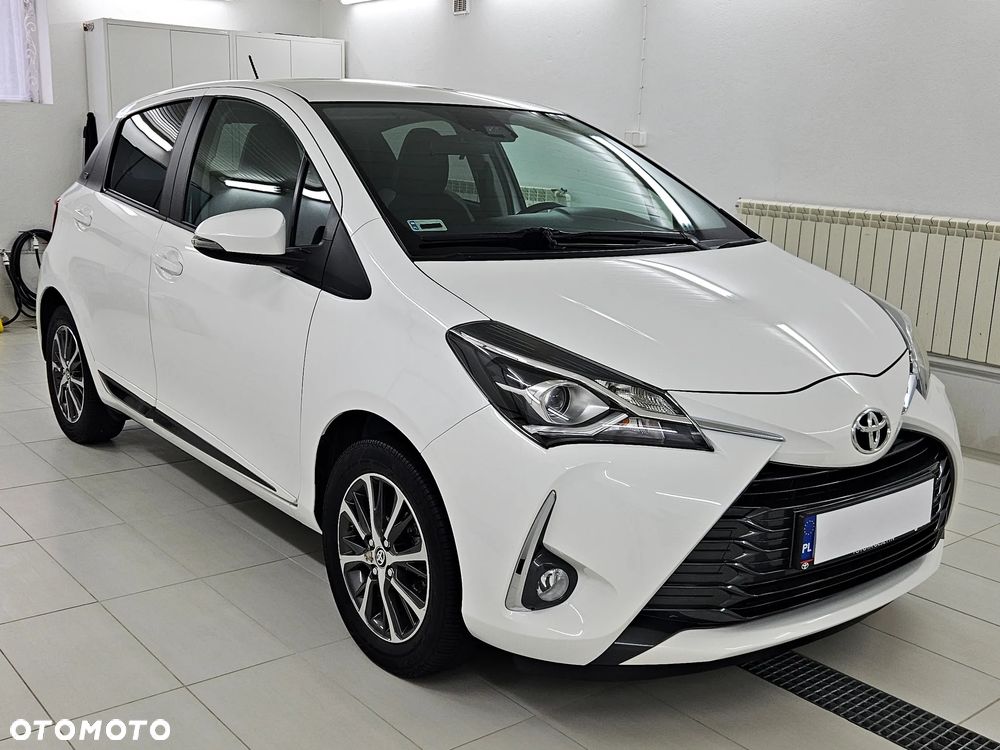 Toyota Yaris 1.5 Premium - 17