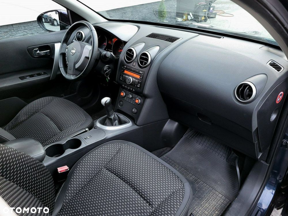 Nissan Qashqai - 12