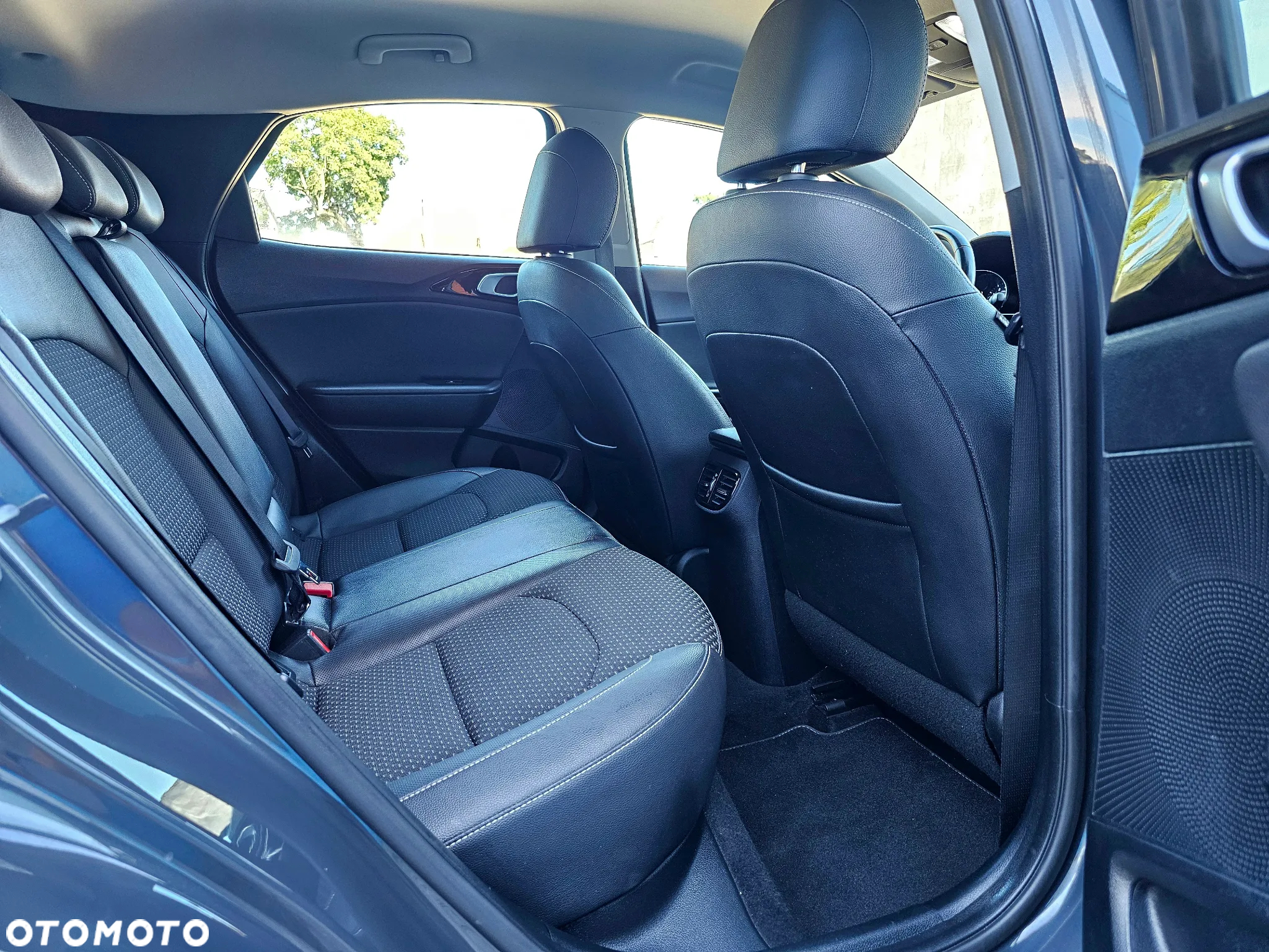 Kia XCeed 1.4 T-GDI OPF DCT7 XDITION - 14
