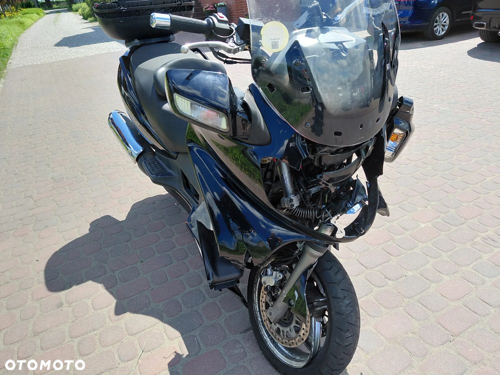 Suzuki Burgman - 8