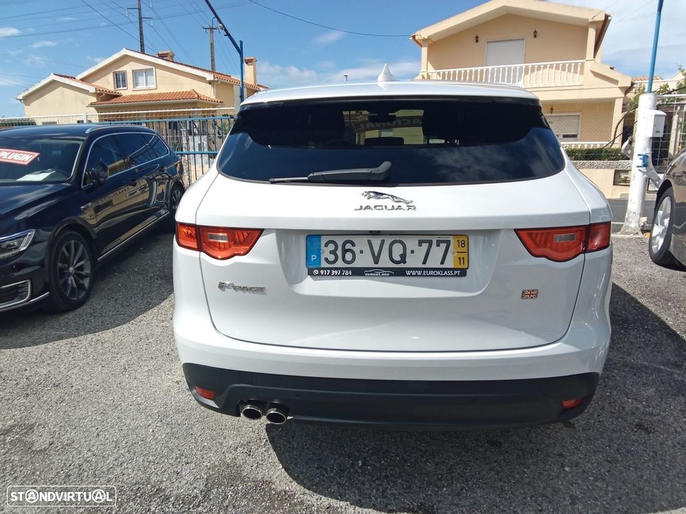 Jaguar F-Pace 2.0 i4D Prestige - 9