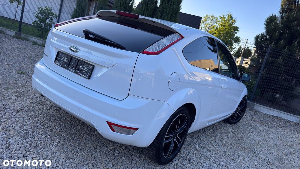 Ford Focus 1.6 16V Viva I - 4