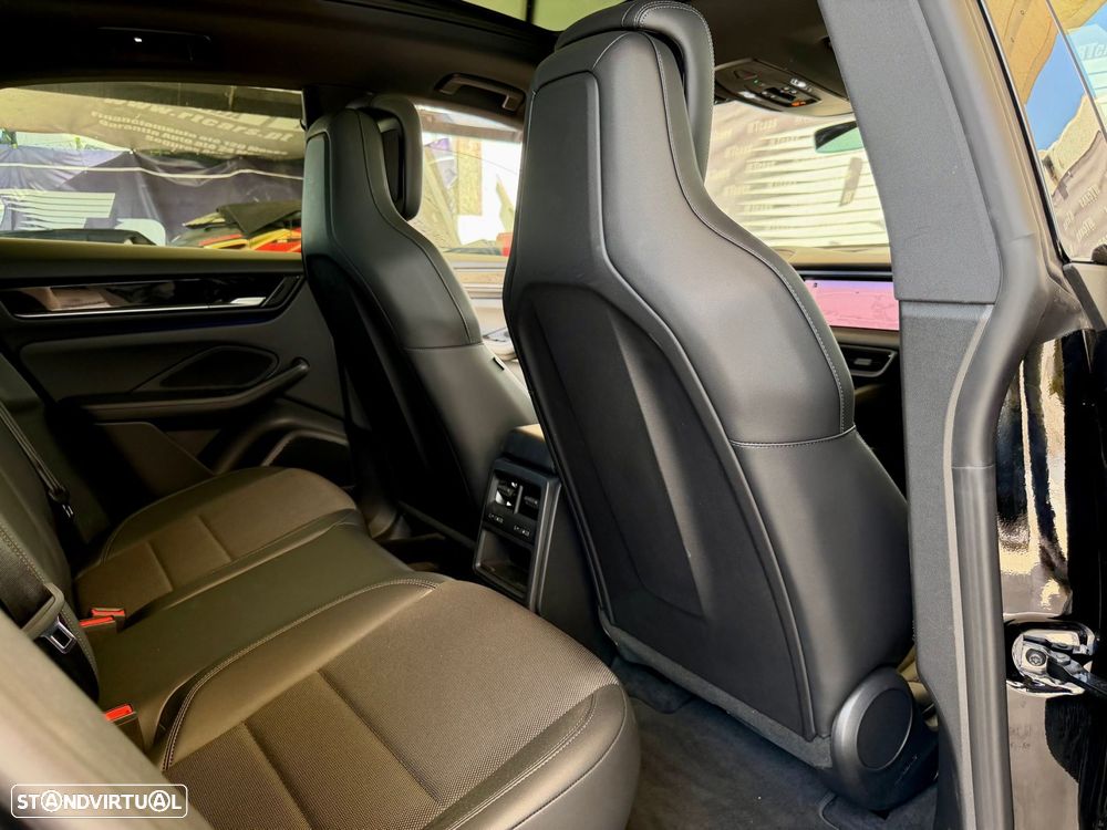 Porsche Macan Electric - 21
