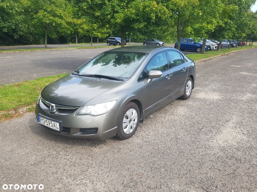 Honda Civic 1.8 Comfort - 2