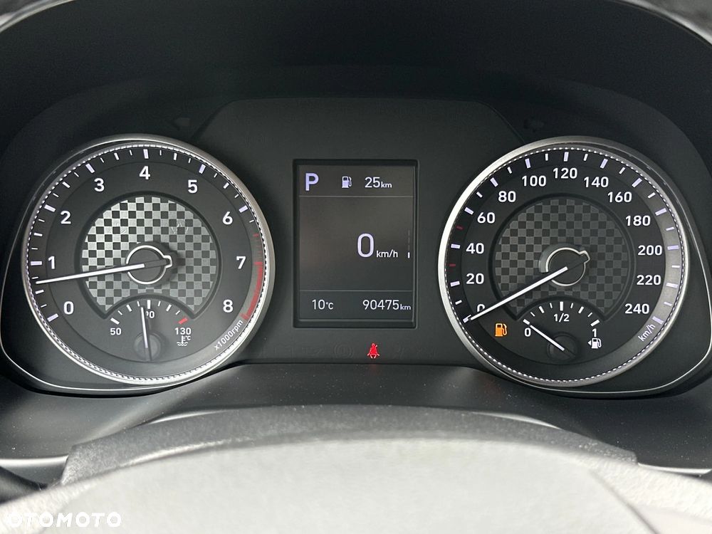 Hyundai Elantra 1.6 Comfort Premiere - 15