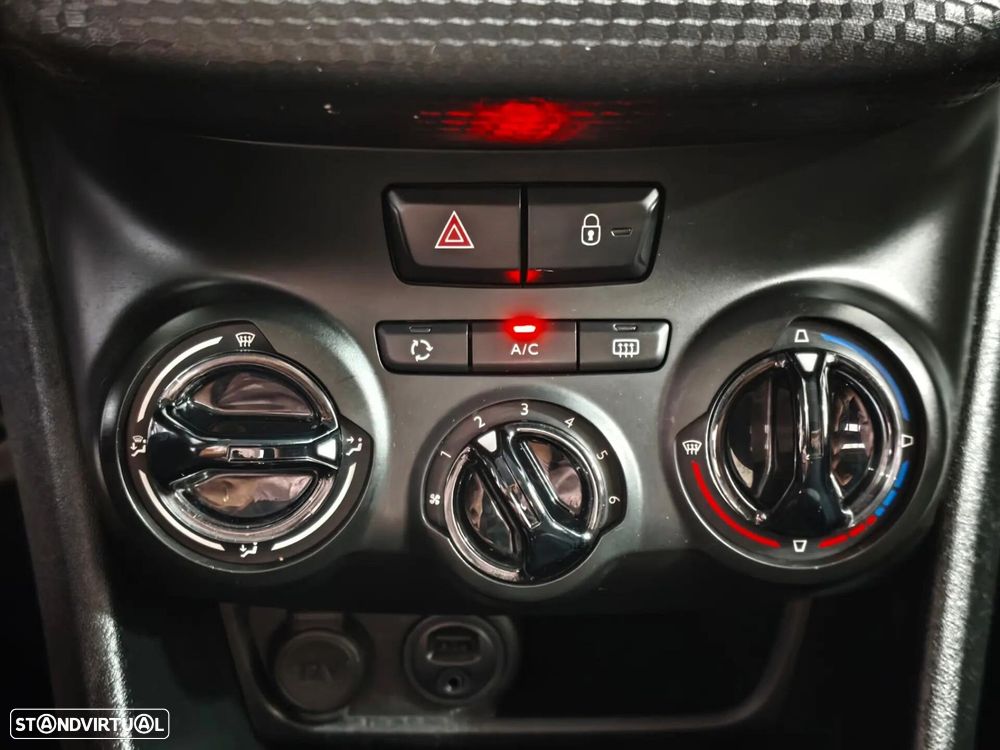 Peugeot 208 1.2 VTi Allure - 13