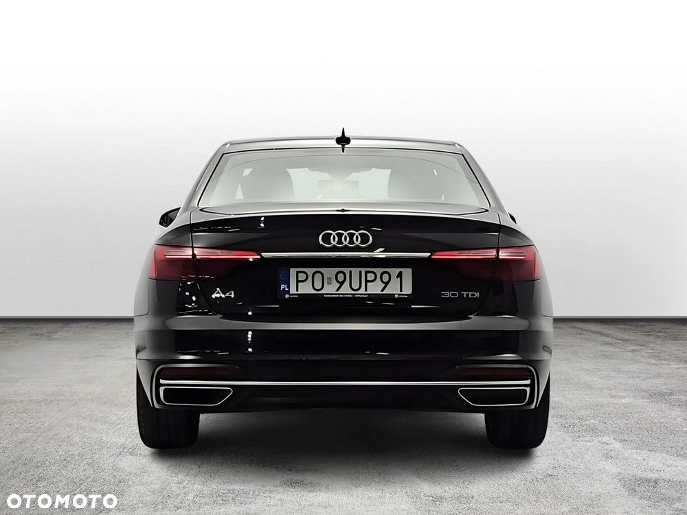Audi A4 Limousine - 4