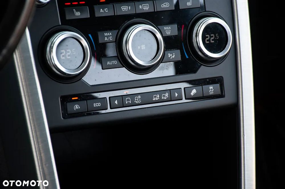 Land Rover Discovery Sport - 18