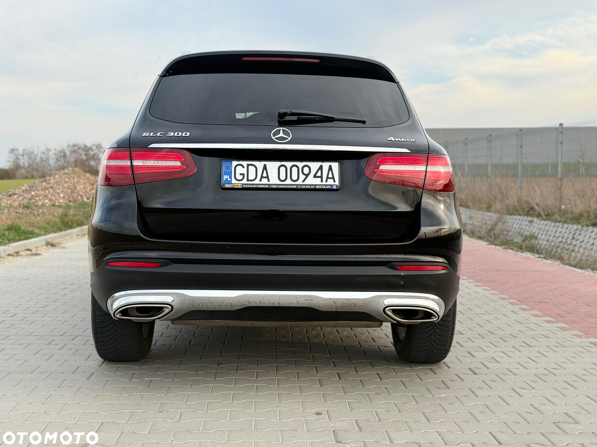 Mercedes-Benz GLC 300 4Matic 9G-TRONIC Exclusive