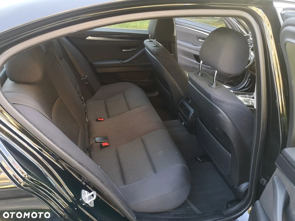 BMW Seria 5 518d Business Edition - 6