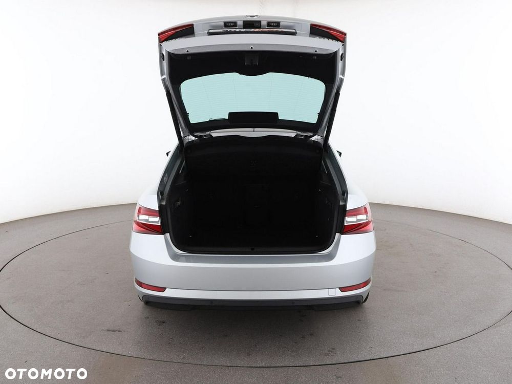 Skoda Superb 1.8 TSI DSG Style - 20