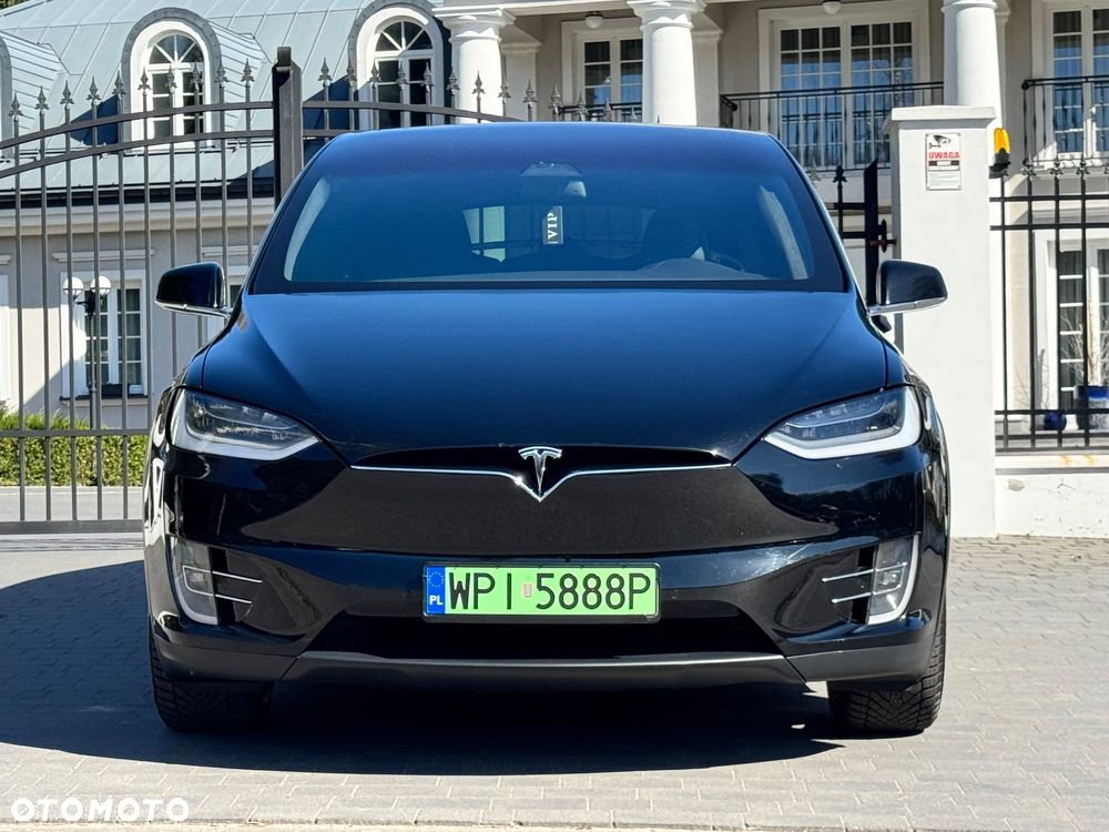 Tesla Model X Performance - 18