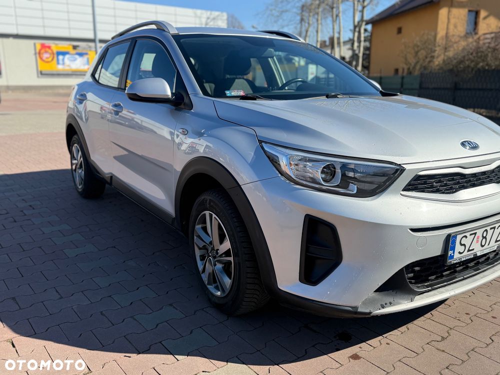 Kia Stonic 1.2 L - 8